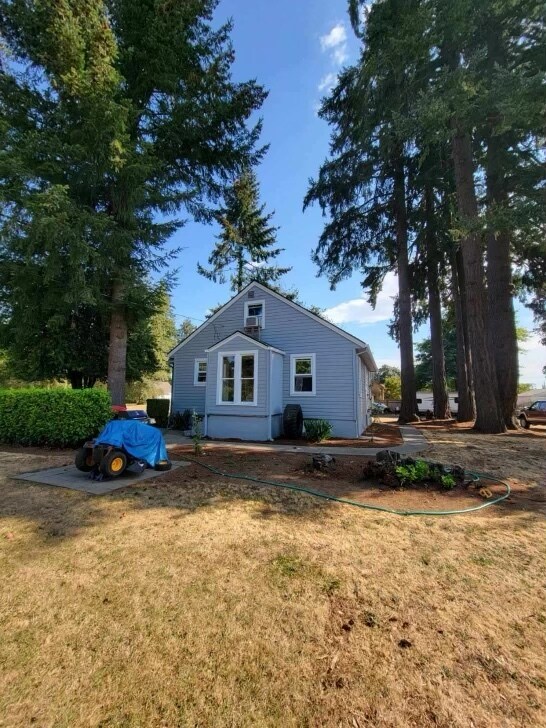 218 W High St Rentals in Stayton, OR