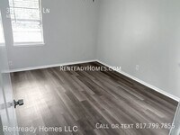 308 Mading Ln photo'