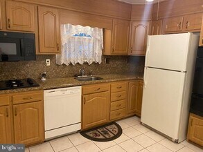 2204 Gaylord Dr in Hillcrest Heights, MD - Building Photo - Building Photo
