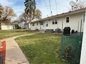 508 12th St in Silvis, IL - Foto de edificio - Building Photo