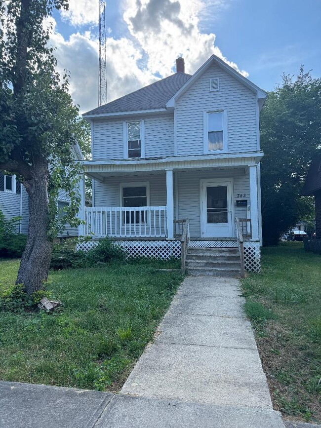 property at 743 S Wildwood Ave