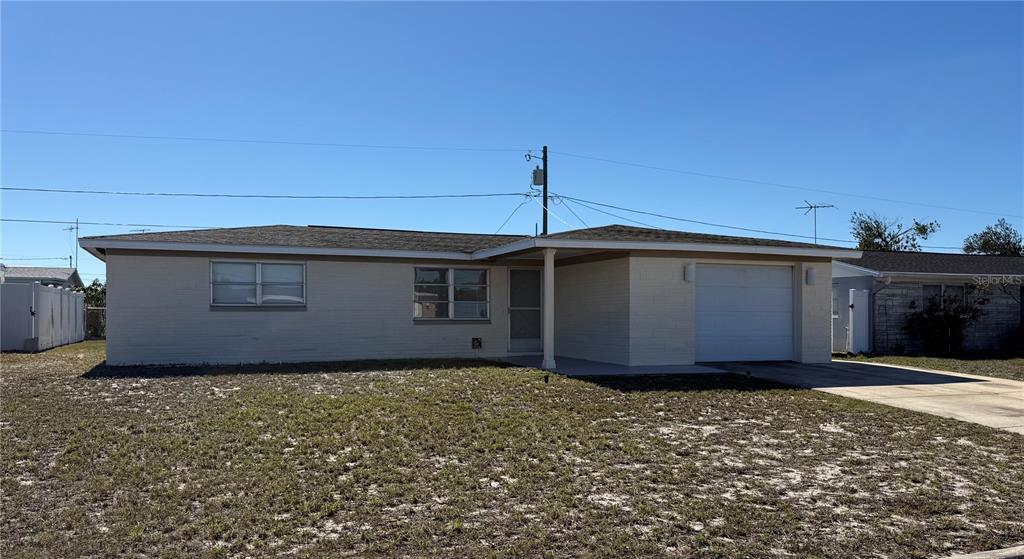 3838 Beechwood Dr in Holiday, FL - Building Photo