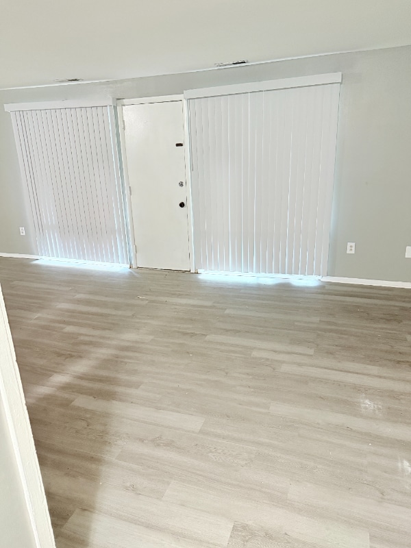 582 Wilson Bridge Dr in Oxon Hill, MD - Building Photo - Building Photo