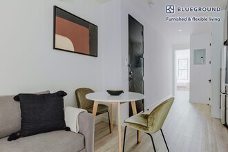 253 N 8th St in Brooklyn, NY - Building Photo - Building Photo