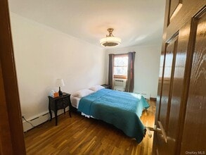 50-44 44th St in Queens, NY - Building Photo - Building Photo