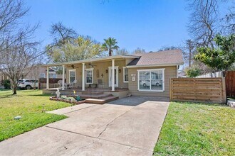 5712 Avenue D in Austin, TX - Building Photo - Building Photo