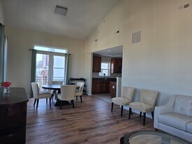 1118 S Charles St, Unit 5 in Baltimore, MD - Building Photo