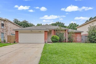 7722 Covington Dr in Houston, TX - Building Photo