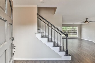 7003 Huntbrook Dr in Spring, TX - Building Photo - Building Photo
