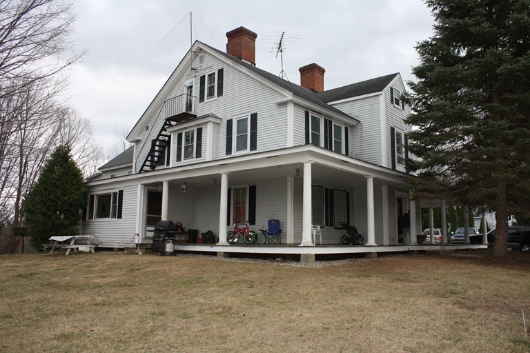 85 Stratton Rd in Jaffrey, NH - Foto de edificio