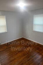 2235 Ridgelawn Ave in Youngstown, OH - Building Photo - Building Photo