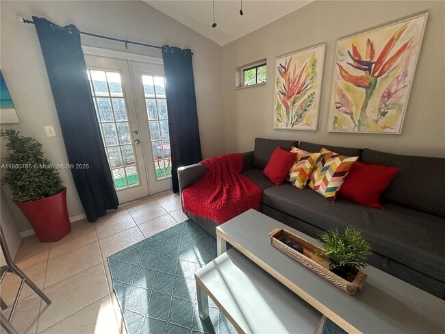 417 32nd St in West Palm Beach, FL - Building Photo - Building Photo