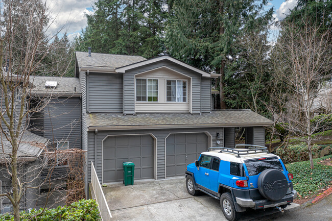 Garden Park Townhomes in Kirkland, WA - Building Photo - Building Photo