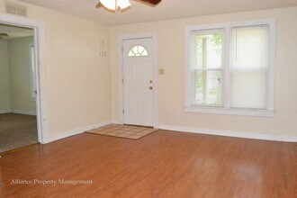 321 Kearney St in Manhattan, KS - Building Photo - Building Photo