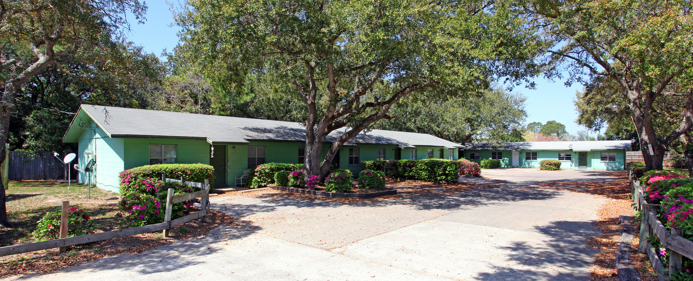 Tilden's End Apartments in Fort Walton Beach, FL - Building Photo