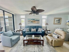 9415 Gulf Shore Dr in Naples, FL - Building Photo - Building Photo