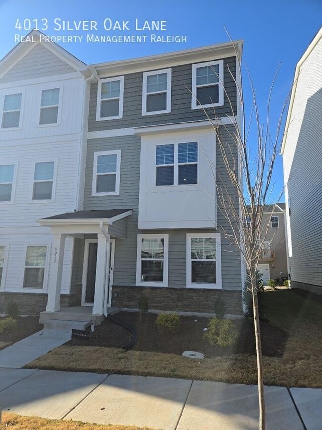 4013 Silver Oak Ln in Morrisville, NC - Building Photo - Building Photo