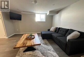 270 Wild Rose Dr in Gravenhurst, ON - Building Photo - Building Photo