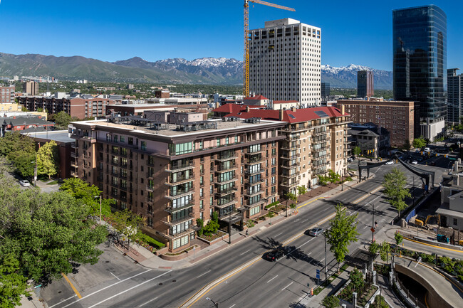 Gateway Condominiums in Salt Lake City, UT - Foto de edificio - Building Photo