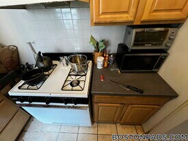 248 Kelton St, Unit 4 in Boston, MA - Building Photo