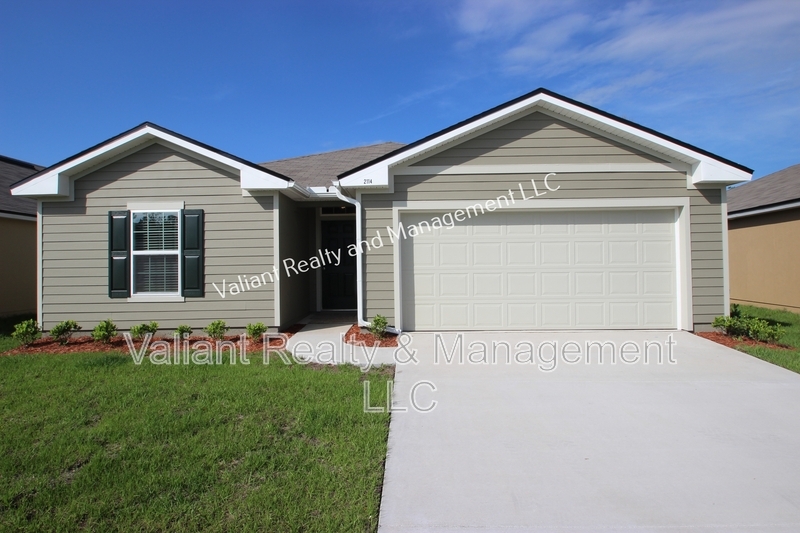 2114 Tyson Lake Dr in Jacksonville, FL - Building Photo