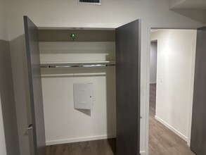 4600 Coldwater Canyon Ave, Unit 103 in Studio City, CA - Building Photo - Building Photo