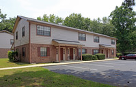 Portland Terrace in Tallahassee, FL - Foto de edificio - Building Photo