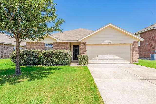 12001 Shine Ave in Rhome, TX - Building Photo