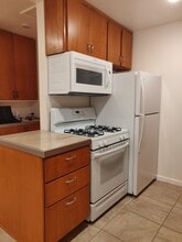 1130 Olive St, Unit #2 in Chico, CA - Foto de edificio - Building Photo