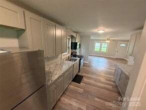 468 River Hill Rd in Statesville, NC - Building Photo - Building Photo
