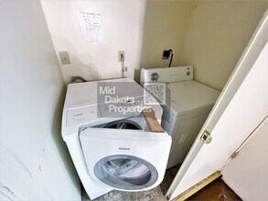 316 W 2nd Ave in Mitchell, SD - Building Photo - Building Photo