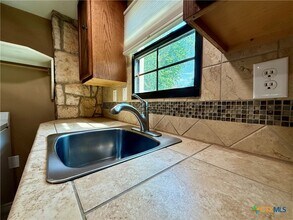1133 Belvin St in San Marcos, TX - Building Photo - Building Photo