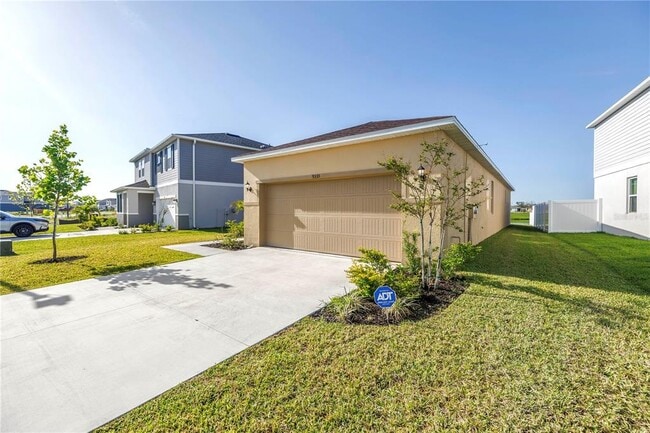 9335 Sandy Bluffs Circle in Parrish, FL - Building Photo - Building Photo