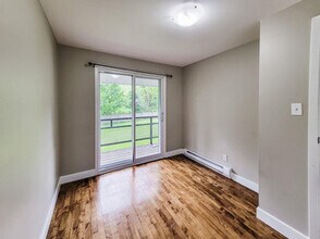 Parkland Village in Orangeville, ON - Building Photo - Building Photo