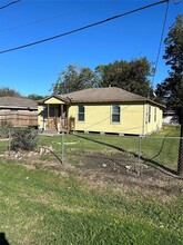 9413 Merle St in Houston, TX - Building Photo - Building Photo