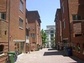 7 Prichard Way NE in Atlanta, GA - Building Photo - Building Photo