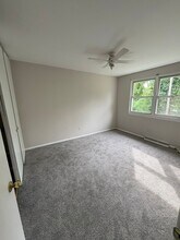 4412 Falls Bridge Dr in Baltimore, MD - Building Photo - Building Photo