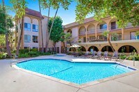 Building Photo - Natick Park Apartments in Los Angeles, California
