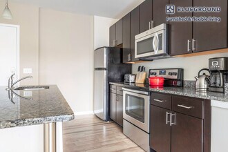360 H St NW in Washington, DC - Building Photo - Building Photo