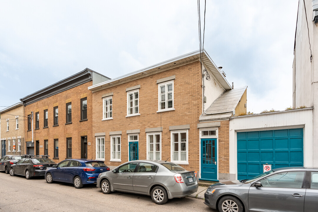 125 Saint-François Rue O in Québec, QC - Building Photo