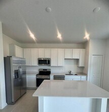 2593 Skyline Lp in Kissimmee, FL - Building Photo - Building Photo