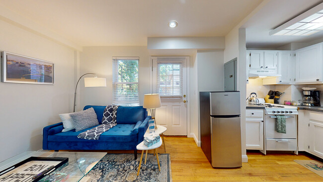 23 Jay St, Unit A in Cambridge, MA - Building Photo - Building Photo