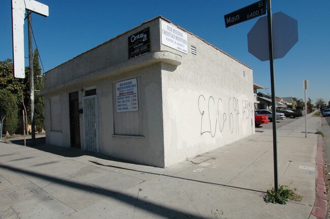 6422 S Main St in Los Angeles, CA - Building Photo - Building Photo