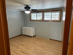 1292 Zwick Ave in Louisville, OH - Building Photo - Building Photo