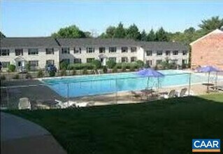 111 Hessian Hills Ridge in Charlottesville, VA - Building Photo - Building Photo