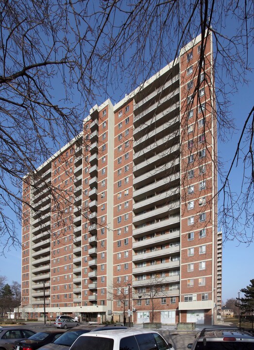 Trethewey Tedder in Toronto, ON - Building Photo