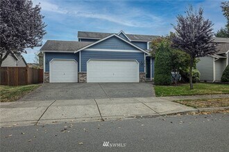 27616 239th Pl SE in Maple Valley, WA - Building Photo - Building Photo