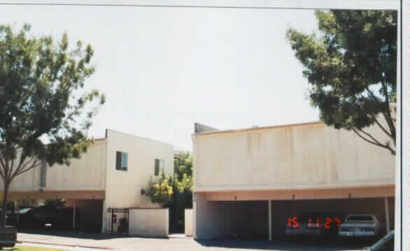 974 ASHLAND Ave in Simi Valley, CA - Building Photo - Building Photo