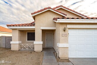 11825 W Edgemont Ave in Avondale, AZ - Building Photo - Building Photo