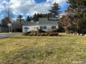 989 N Farms Rd in Wallingford, CT - Building Photo